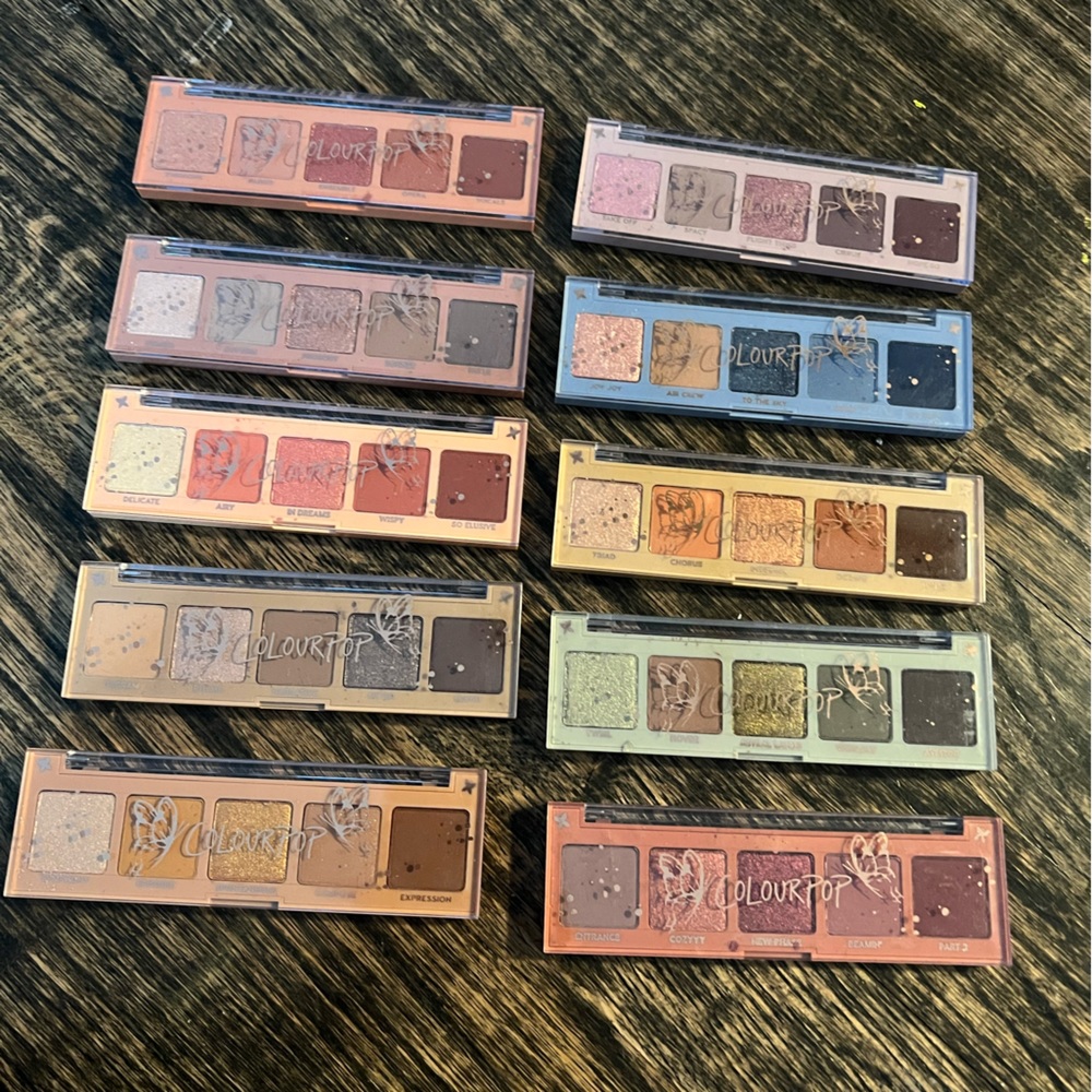 2022 Holiday 5 Pan Palettes